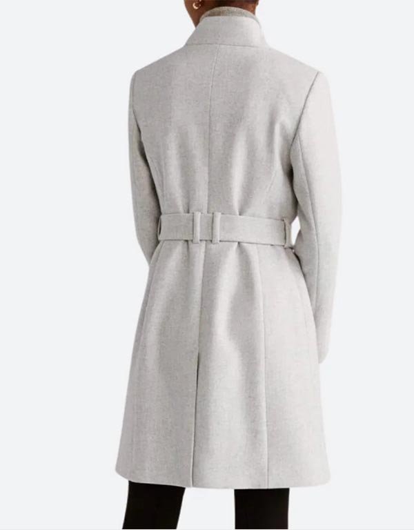 christmas-in-vienna-jess-waters-long-coat-white.jpg christmas in vienna jess waters long coat white