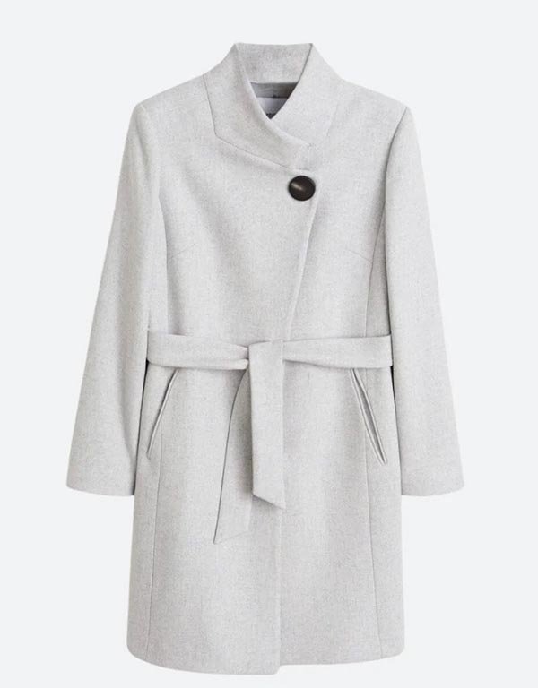 christmas-in-vienna-jess-waters-long-coat.jpg christmas in vienna jess waters long coat
