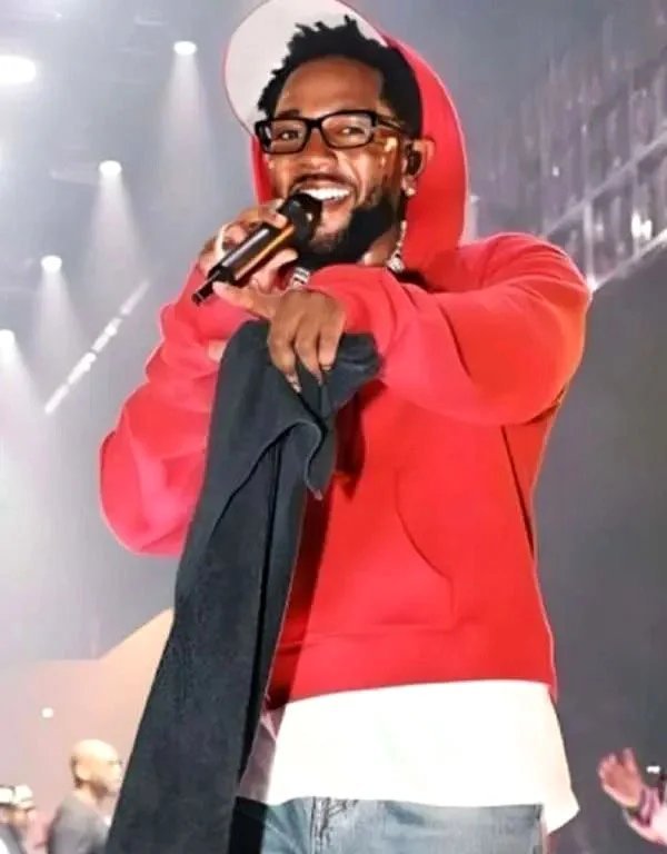 pop-out-concert-kendrick-lamar-red-hoodie.jpg pop out concert kendrick lamar red hoodie